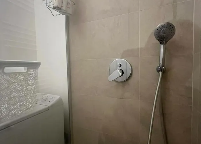 La Regina Delle Locazioni In Rogoredo 밀라노